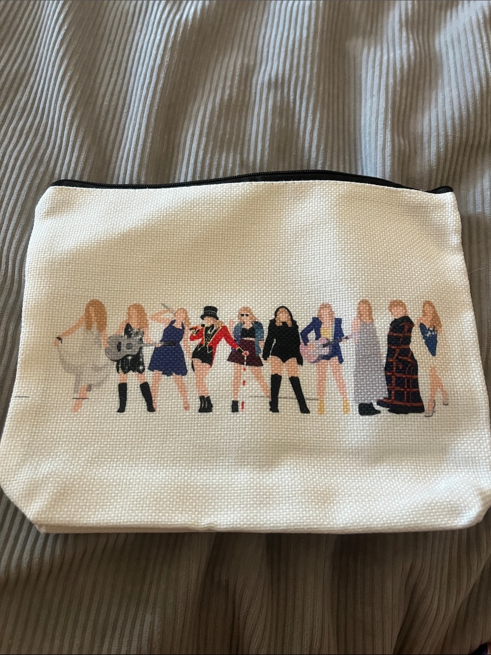 White Canvas Women’s Zip Pouch - Illustrated Group Design